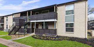 The Adalene Gallery 43