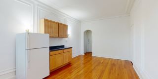 5120 S. Hyde Park Boulevard Gallery 2