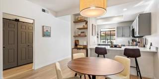1017 E MARYLAND Avenue Gallery 8
