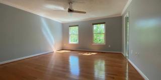 BURKE CENTER - BEAUTIFULLY UPDATED 3 LEVEL TOWNHOUSE WITH GARAGE BURKE CENTER - BEAUTIFULLY UPDATED 3 LEVEL TOWNHOUSE WITH GARAGE Gallery 9