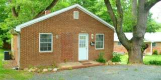 Nice 3br house w/ parking, central AC - walking distance to UNC! Nice 3br house w/ parking, central AC - walking distance to UNC! Gallery 1