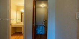 430 Commodore Dr Gallery 8