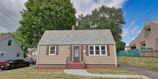 124 Mansfield Avenue Gallery 1