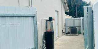 12601 SW 223rd St Gallery 1