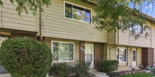 Fresh interior!! Beautiful townhome! 6 month lease only! Fresh interior!! Beautiful townhome! 6 month lease only! Gallery 1