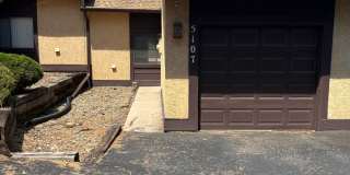 2 Bedroom Townhome with a fireplace 2 Bedroom Townhome with a fireplace Gallery 1