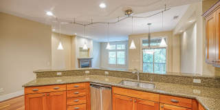 Refined Portland Residence Near Forest Park & NW 23rd Gallery 11