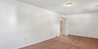 7039 HEATHER Drive Gallery 22