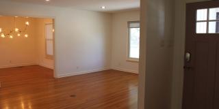 2-BEDROOM IN TERRELL HILLS Gallery 4