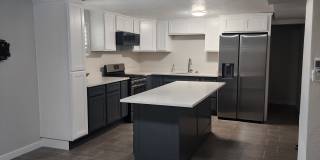 2626 Grant Avenue Gallery 8