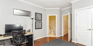 7489 CARRIAGE HILLS Drive Gallery 21