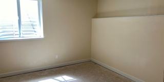 Sprawling Four Bedroom Home Gallery 36