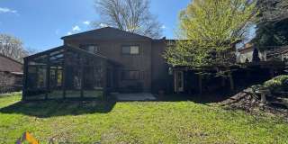 Spacious 5 Bedroom 3 Bath + Den Single Family Detached Home Gallery 1