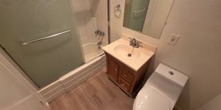 Belmont Shore- rent reduction-condo 4 blocks to beach just off of Second St. Gallery 29