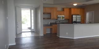 247 Kuli Puu Street Gallery 3