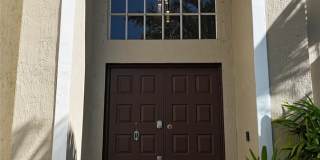 6733 Northwest 81st Court Gallery 7