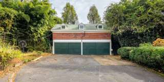 Quaint 1 Bedroom/1 Bathroom Cottage Style Apartment in Richmond ***Available NOW*** Quaint 1 Bedroom/1 Bathroom Cottage Style Apartment in Richmond ***Available NOW*** Gallery 3
