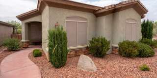 Available 10/1/26 - Furnished 3 bed, 2 Bath Home For Rent Gallery 5
