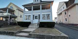 371-373 Oakland Street Gallery 35