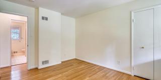 Beautifully updated Center Hall Colonial in the Fox Hills neighborhood of Potomac. Gallery 35