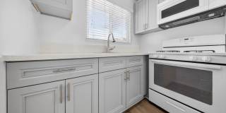 400-420 N. Oakland Ave. Gallery 30