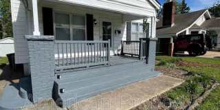 1227 S College Ave Gallery 3