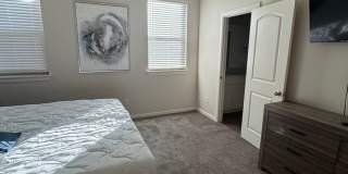 Furnished 3 bedroom, 2.5 bathroom, 2 car garage Gallery 16