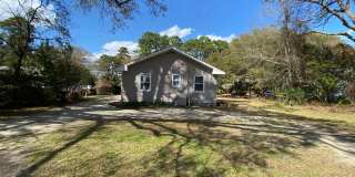 3 Bed 2 Bath Cottage in Midtown! Gallery 29