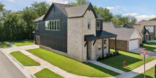Welcome to this stunning new build in the desirable gated community of Broken Arrow, OK! Gallery 4