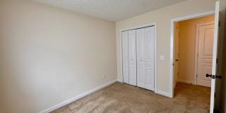 Townhouse for Rent in Beacon Hill Gallery 11
