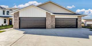 Auburn Villas - 3 Bedroom 2 Bathroom Molly Gallery 1
