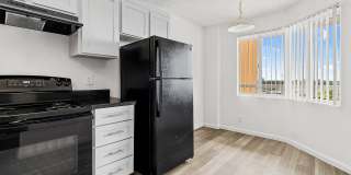 Tennis Towers Apartments Gallery 16