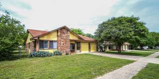 3BR/2BA Home Near Fort Hood with Fireplace and Large Backyard Gallery 4