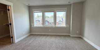 Charming 3 Bed, 2 Bath Townhome with Garage in Beautiful Sandy Gallery 18