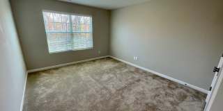 Stunning 4 Bedroom 2.5 Bathroom 2-story Home in NE Greensboro with 2 car garages Gallery 27