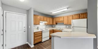 Maple Brook Apartments Gallery 17
