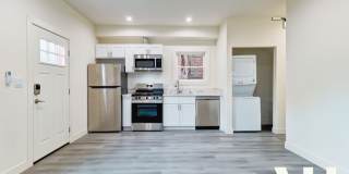 1030 West Apartments: Two, Four, & Five Bedrooms Near USC Campus! Gallery 12