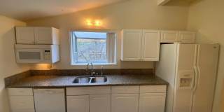 9516 Larrabee Ave Gallery 16