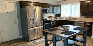 Fully Furnished Comfort Near New Orleans Universities Gallery 3