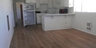 1050 Alta Ave Gallery 1