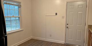 Coleman Place 3-bedroom, 2-bath Condo Gallery 9