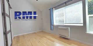Updated Condo-with a Loft area!!  WATER/SEWER & TRASH INCLUDED!!!!! Gallery 7