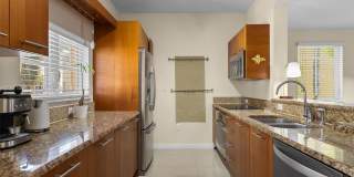 18413 NE 27th Ct Gallery 13