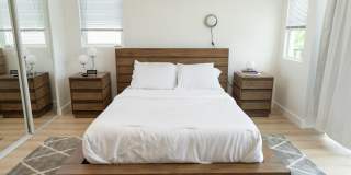 4827 Riverton Ave Gallery 14