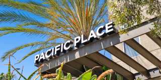 Pacific Place Gallery 18