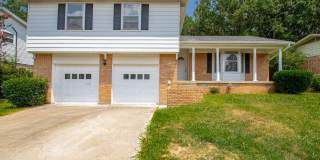 Welcome to a beautifully maintained 4-bedroom, 2-bathroom home located in the highly sought-after Leawood neighborhood of Little Rock Gallery 1