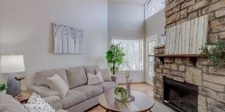 2-Story Condo, Wood Flrs Wood FP Gallery 3