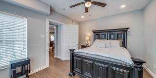 811 W Kings Gallery 5