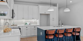 **OFFERING REFUNDABLE APPLICATION FEES & $200 MOVE IN PROMOTION** New Construction 3BD, 3.5BA End-Unit Raleigh Townhome with a Large Upstairs Bonus Room & Full Bathroom Inside the Beltline Near Lake J Gallery 9