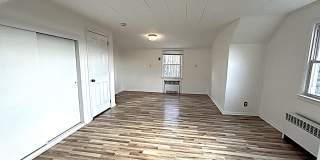 8 Ridge Street Gallery 19